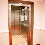 Hotell Gropius 4*