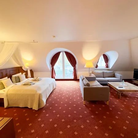 Gropius Hotel 4*