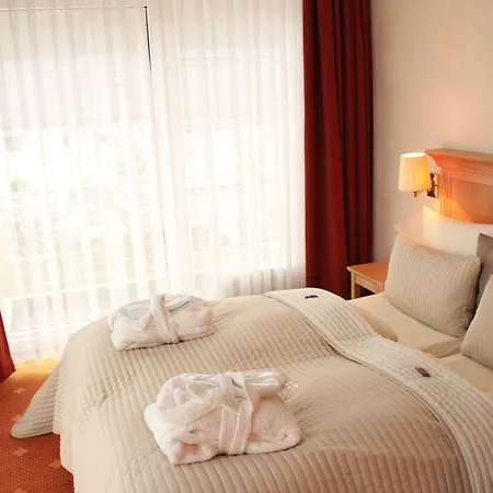 Gropius Hotell 4*
