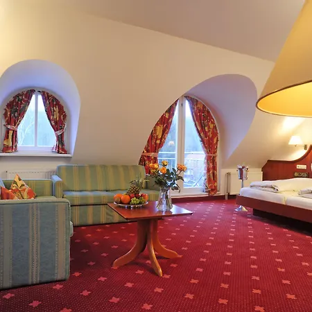 Gropius Hotel 4*